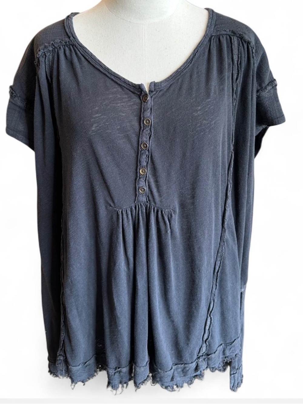 FREE PEOPLE Black Hi Lo Top with Ruffles Contrast Stitching and Raw Hem — XS